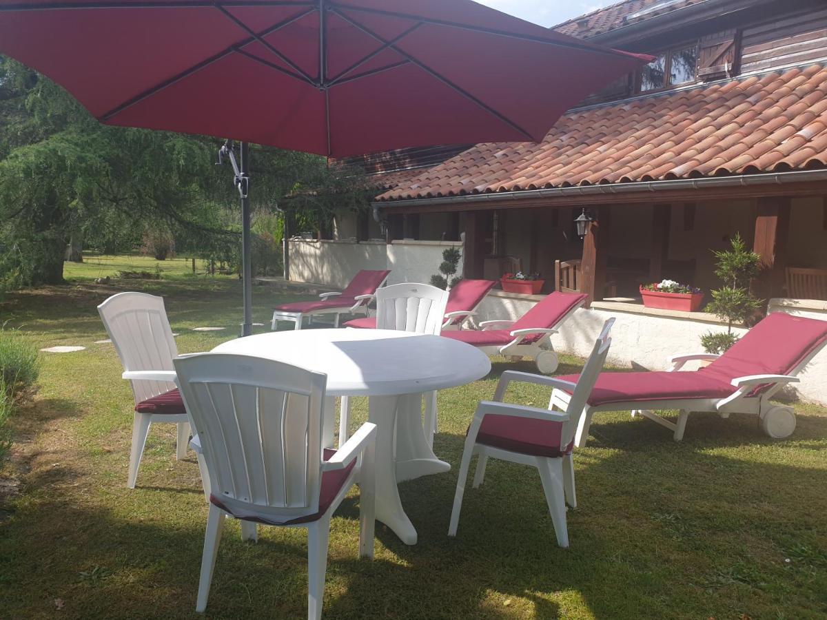 Villa La GRANGE de MOMBEL Losse Exterior foto