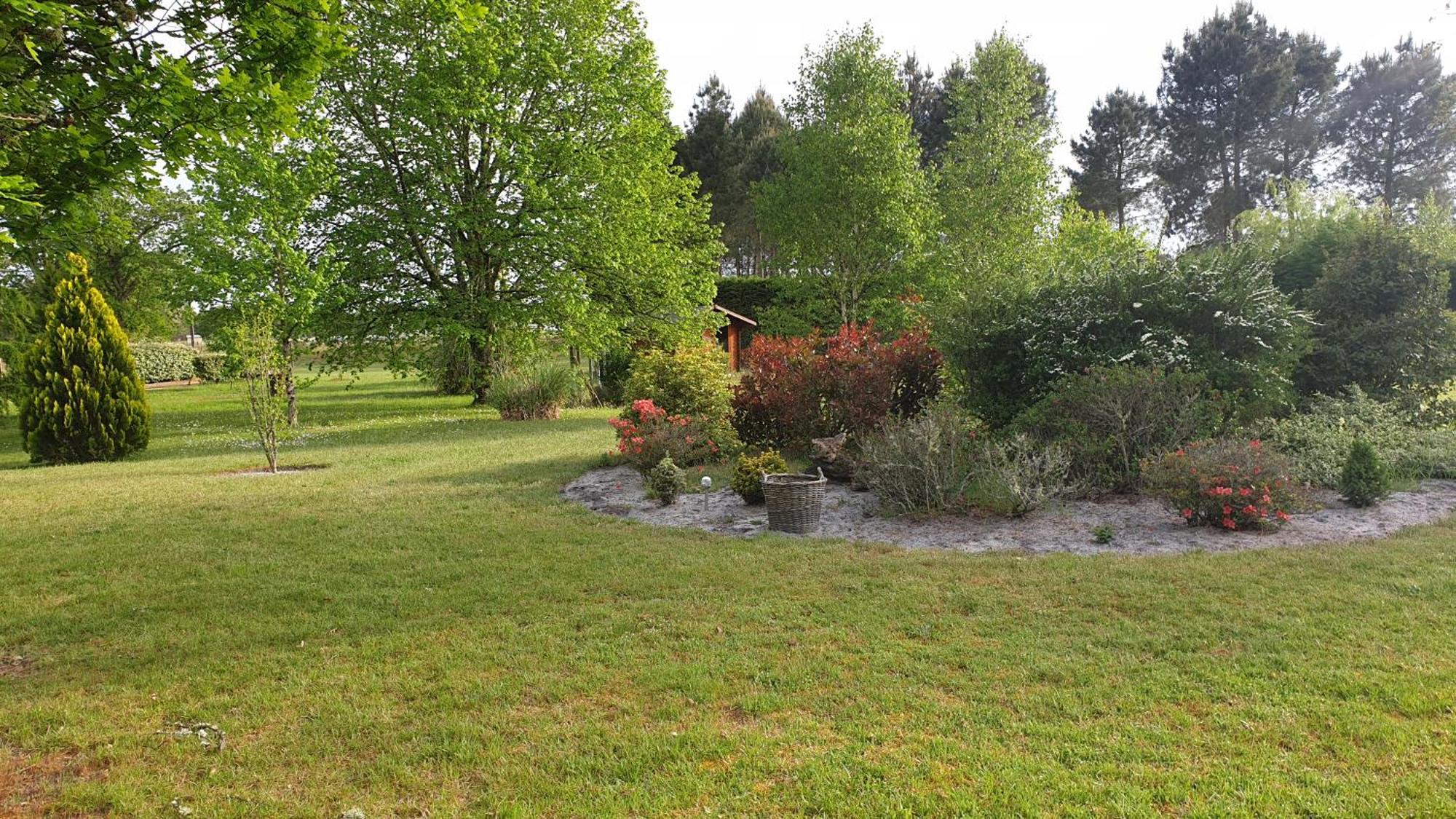 Villa La GRANGE de MOMBEL Losse Exterior foto